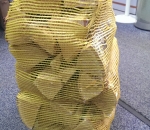 Polttopuut, 15 kg säkki, erässä 10 säkkiä, puun pituus n. 30 cm (koivu ja leppä)