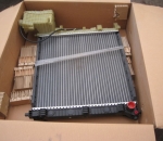 MB jahutusradiaator koos paisupaagiga A 638 501 3001