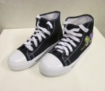 Nuorten tennarit, 1 laatikkoa, 16 paria