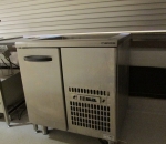 Metos kylmäallas kaapilla, 80 x 65 x 90