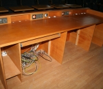 Auditorio- / opettajanpöytä