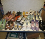 Naisten kengät, 32 paria, koko 37