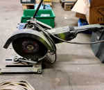 S-84 Rälläkkä Atlas-Copco telineessä (kylmäpyörösaha)