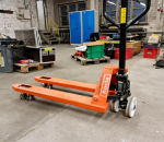 S-103 Pumppukärry Rocla 2500 kg