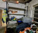 227 Pientavarahylly syvyys n 60 cm 2 päätyä ja 8 vaakapalkkia + tavarat hyllyillä