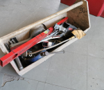 90. Työkalupakki, työkaluineen.