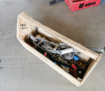 92. Työkalupakki, työkaluineen.