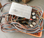 96. Kaasuletkuja, mittareita ja pillejä.