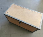 141. Työkalulaatikko työkaluineen.