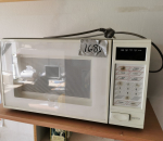 168. Mikroaaltouuni.