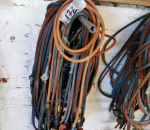 172. Kaasuhitsaus letkua, painesäädin ja poltin.