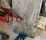 178. Taittopöytä, ruustukki ja puristin.