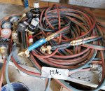 194. Kaasuhitsausletkut, mittarit ja polttimet.