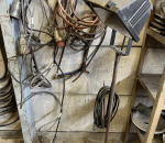 Nostovaijeri, valoheitin, käynnistyskaapelit, toho ym. erä